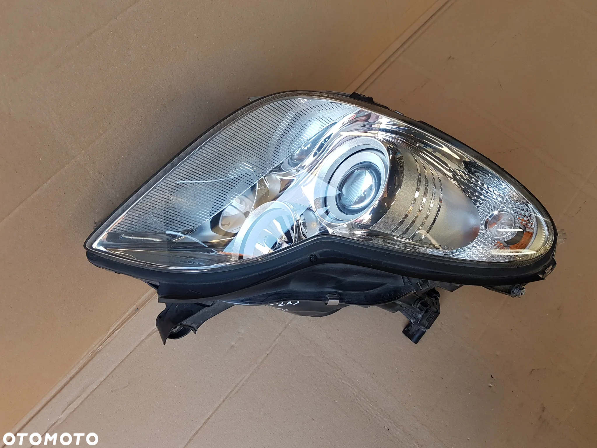 Mercedes CLS w219 lampa reflektor prawy przód USA UK - 5