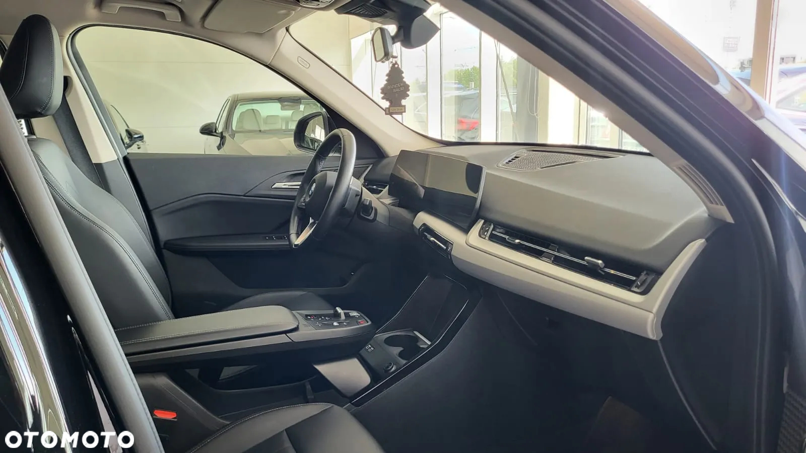 BMW X1 sDrive18i Business Edition - 21