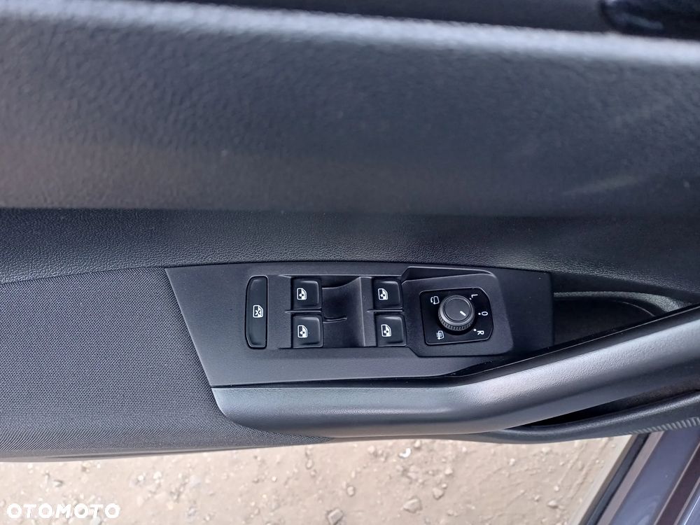 Volkswagen Taigo 1.0 TSI OPF DSG Style - 16