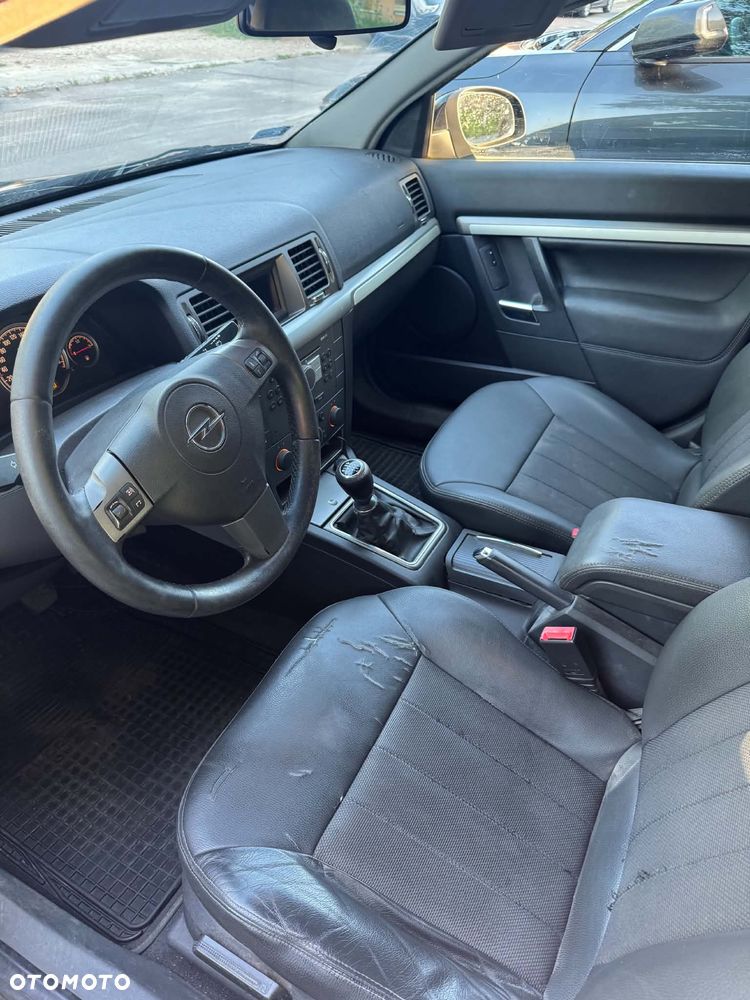 Opel Vectra 1.9 CDTI Cosmo - 27