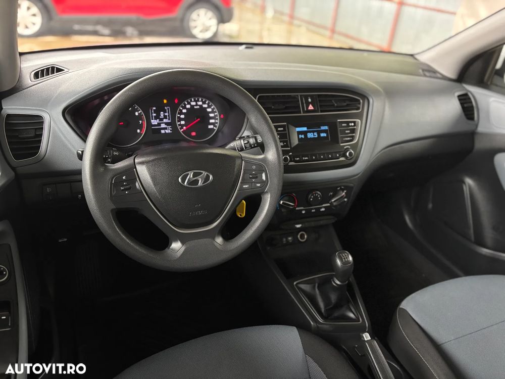 Hyundai i20 1.25 75CP M/T Comfort - 12