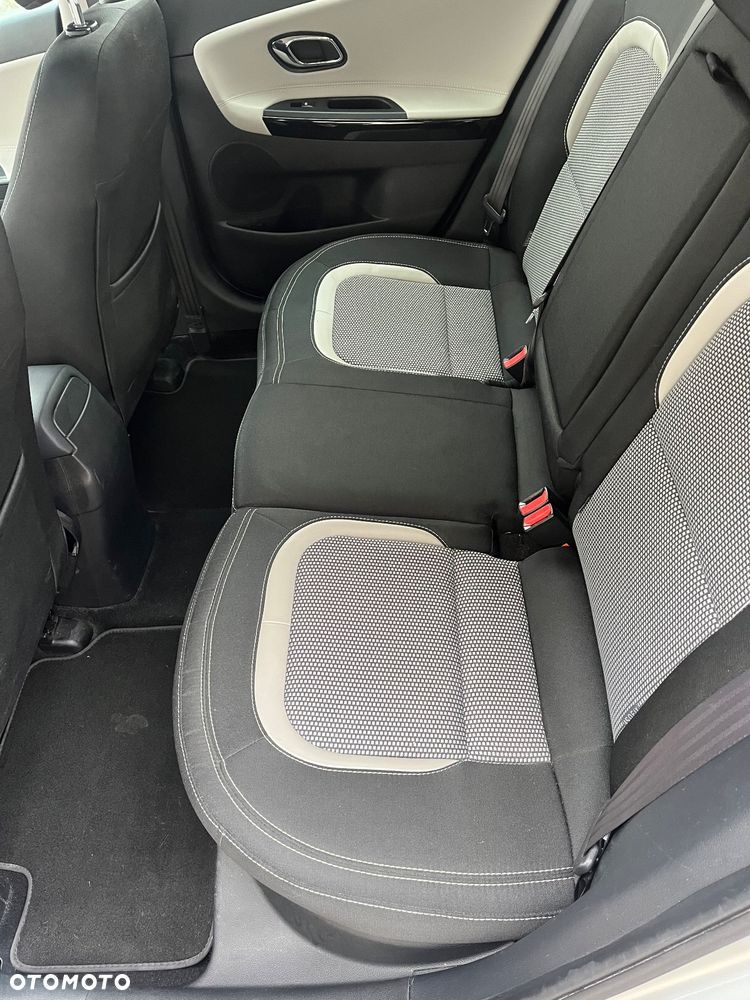 Kia Ceed 1.6 GDI ISG Dream Team Edition - 27