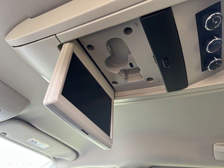 Chrysler Town & Country 3.6 Touring - 18