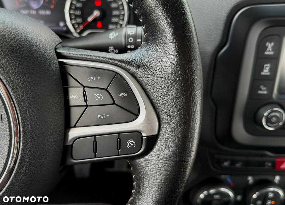 Jeep Renegade 1.4 MultiAir Limited FWD S&S - 26