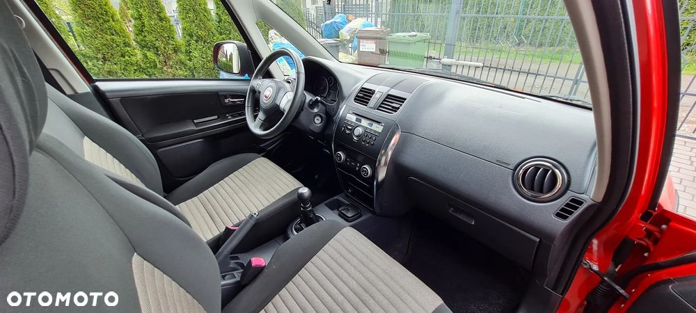 Fiat Sedici 1.6 16V 4x2 Emotion - 21