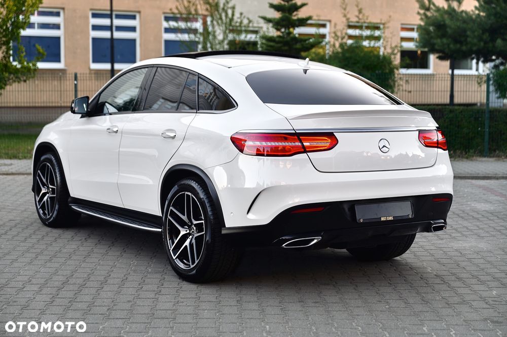 Mercedes-Benz GLE - 10