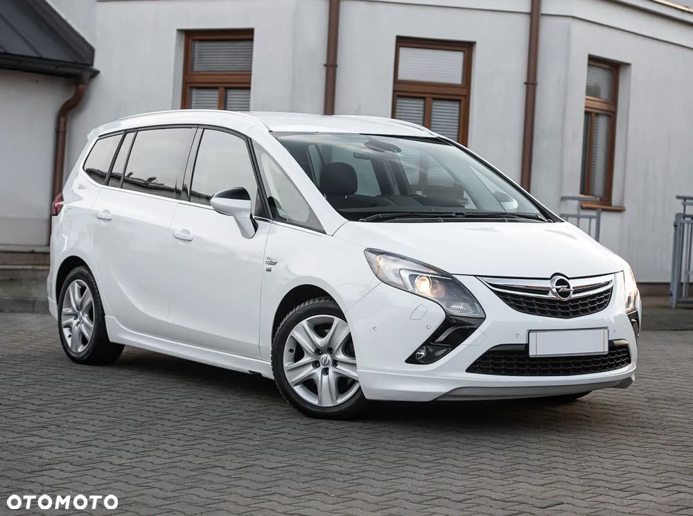 Opel Zafira Tourer 1.6 SIDI Turbo Sport - 2