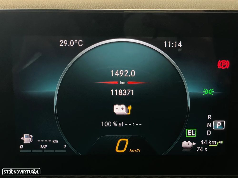 Mercedes-Benz A 250 Limousine e 8G-DCT Progressive - 16