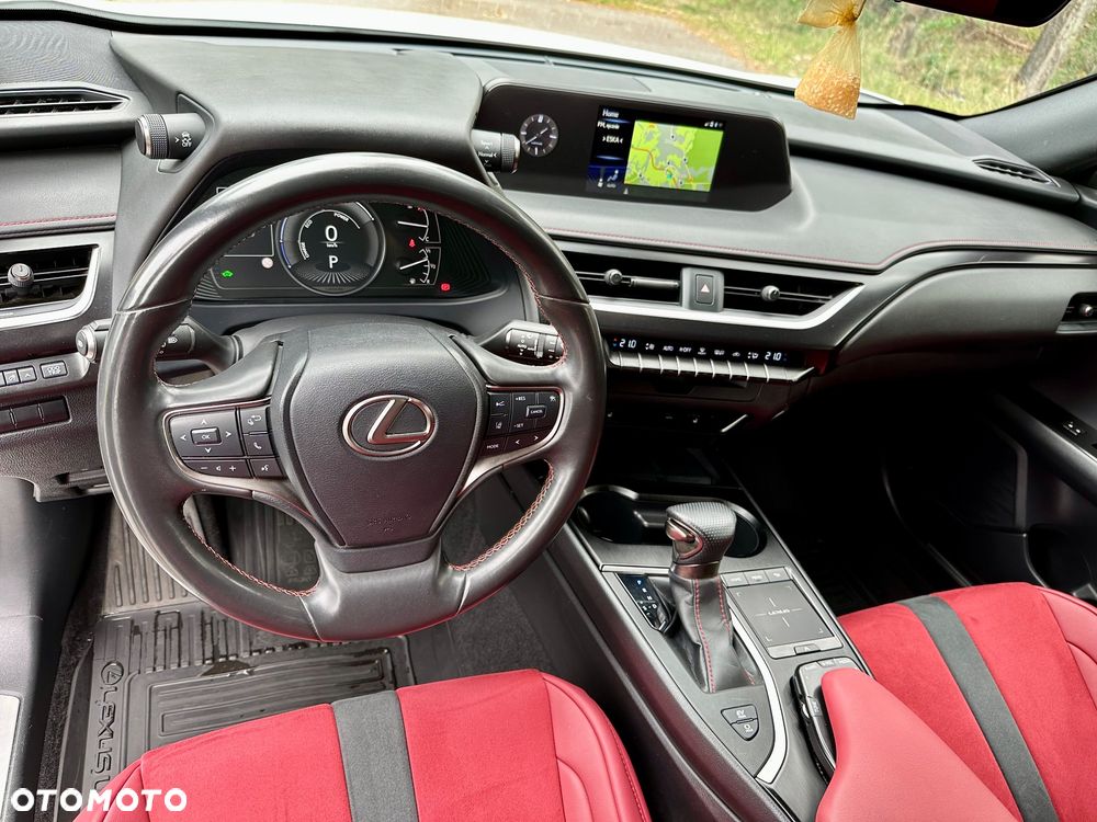 Lexus UX 250h Prestige 2WD - 24