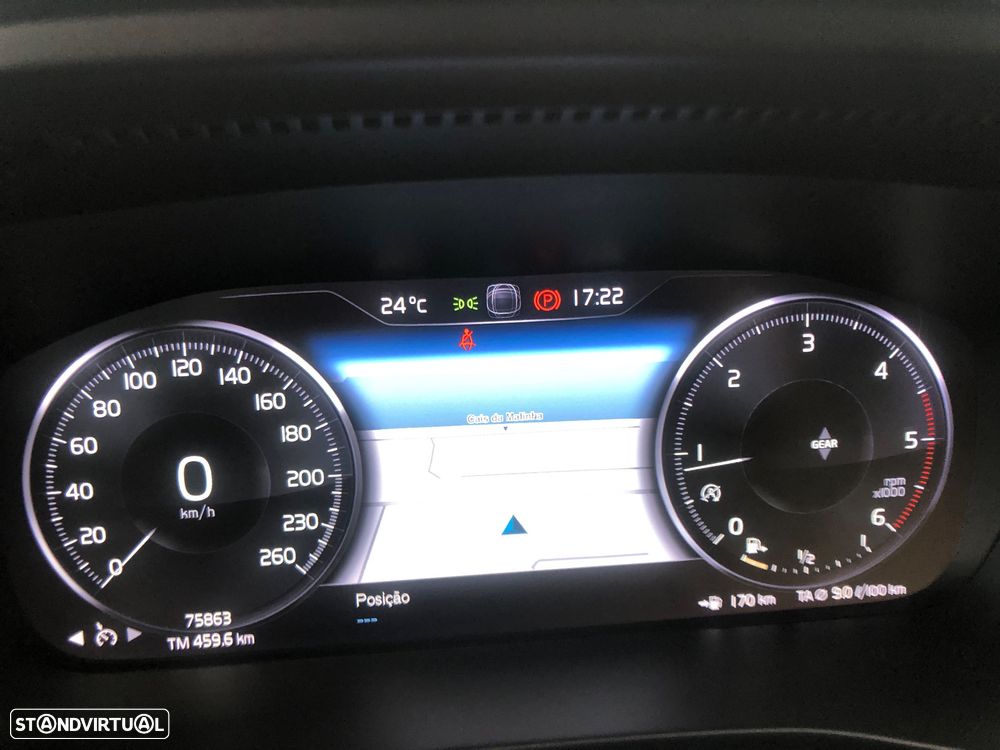 Volvo XC 40 2.0 D3 Momentum Plus - 15