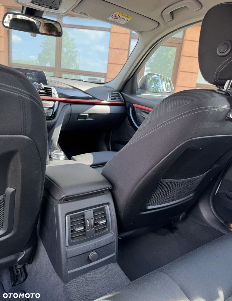 BMW Seria 3 320d Advantage - 12