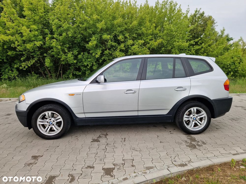 BMW X3 2.5i - 4