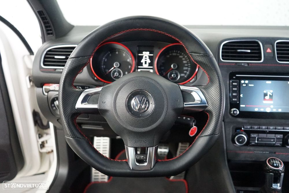 VW Golf 2.0 TSi GTI - 26