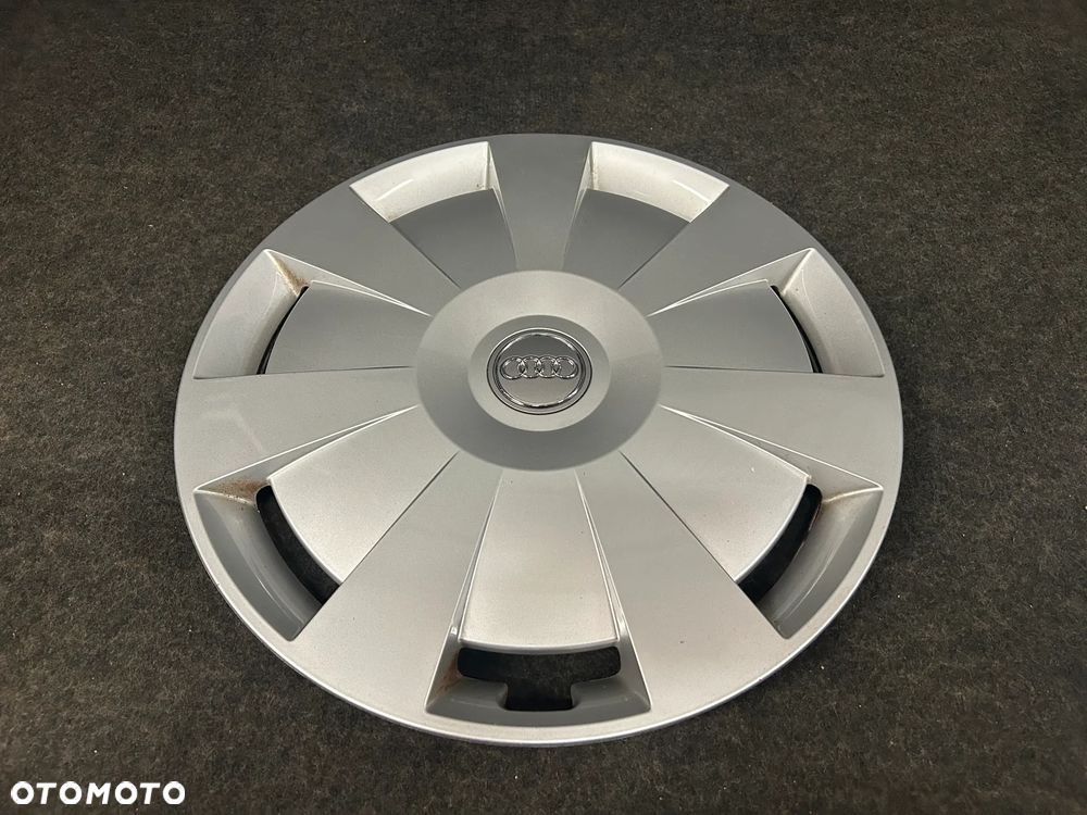 Oryginalny kołpak Audi A3 16 cali 1szt. 8V0601147D - 2