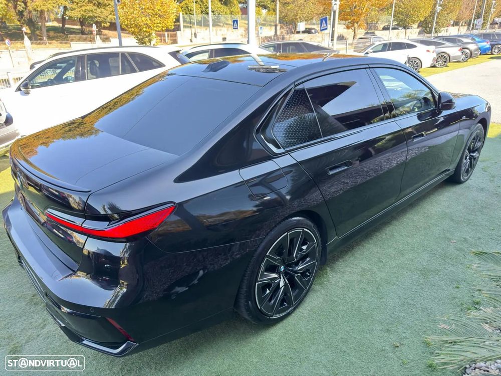 BMW i7 xDrive60 Pack Desportivo M Pro - 14