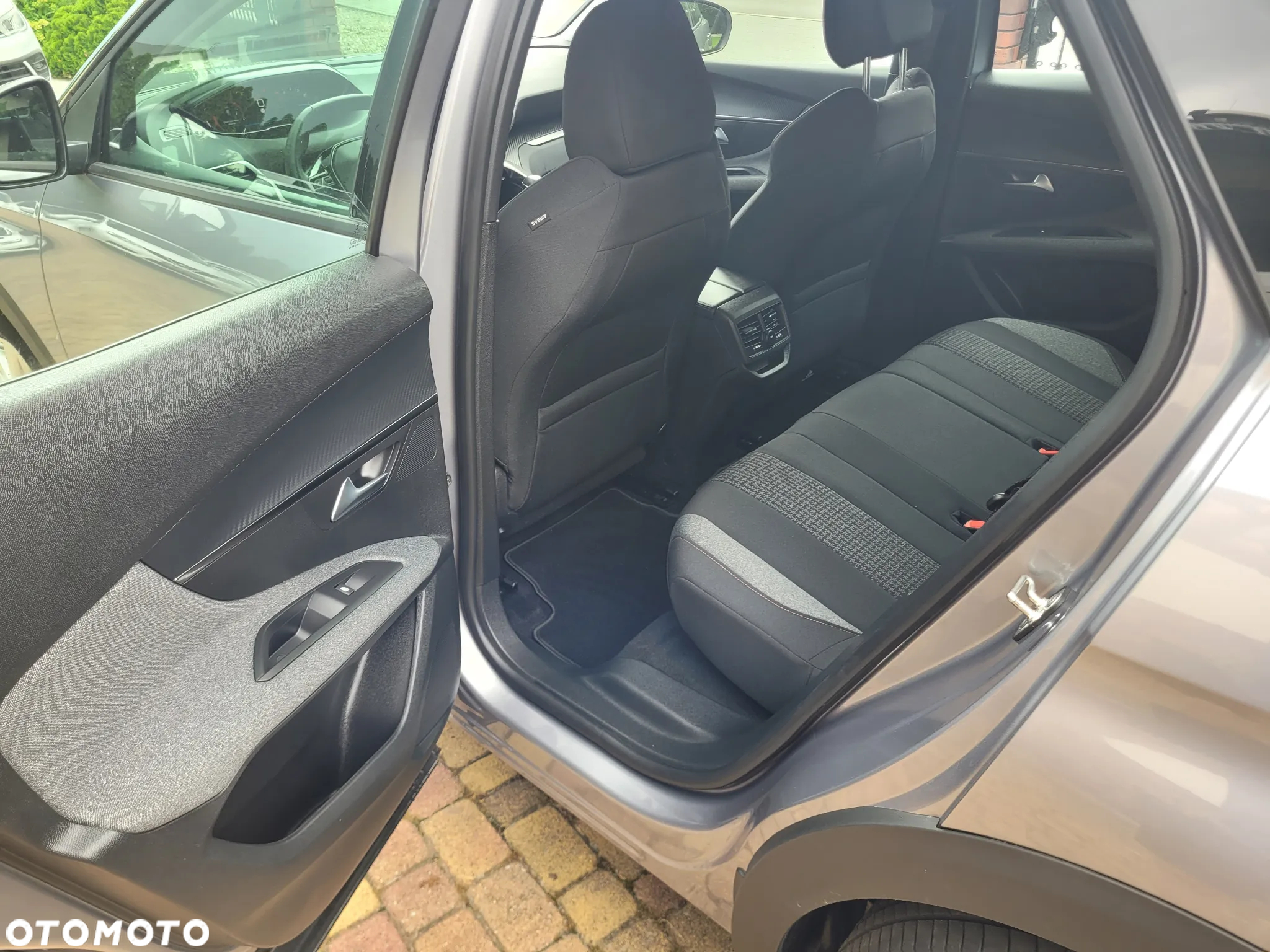 Peugeot 3008 1.2 PureTech Active S&S - 14