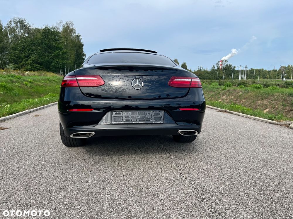 Mercedes-Benz Klasa E 400 4-Matic 9G-TRONIC - 8