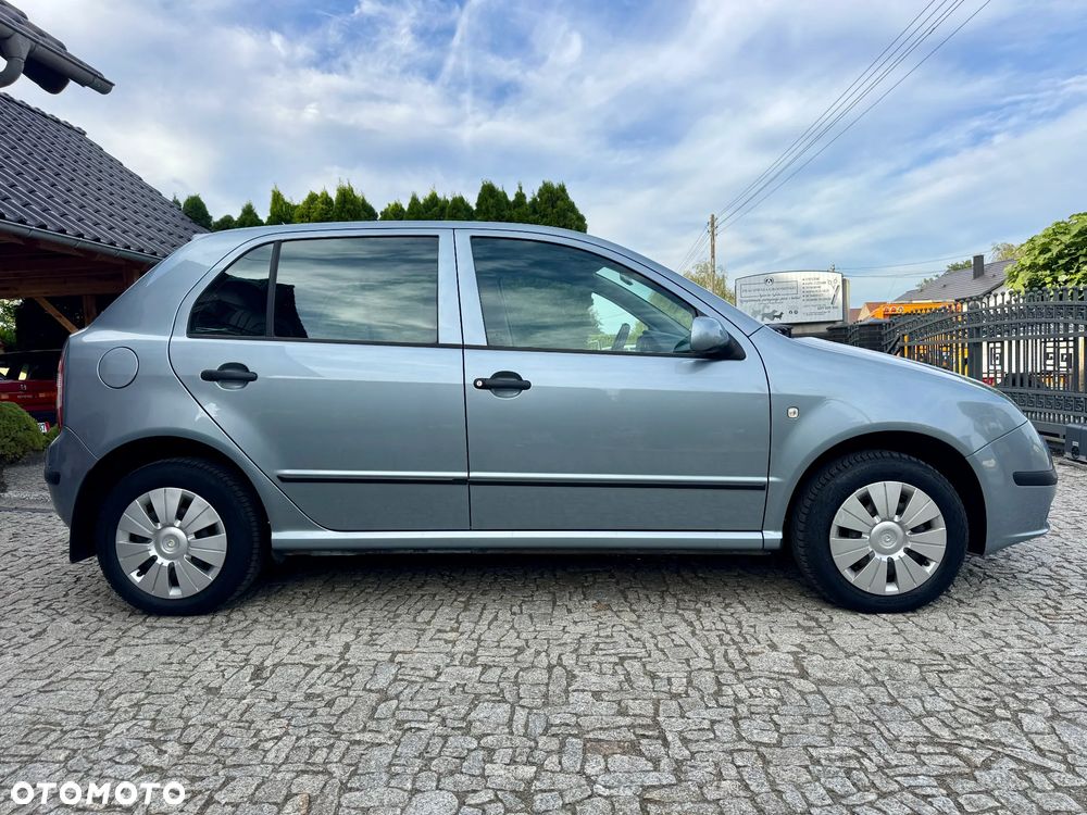 Skoda Fabia 1.4 16V Ambiente - 4