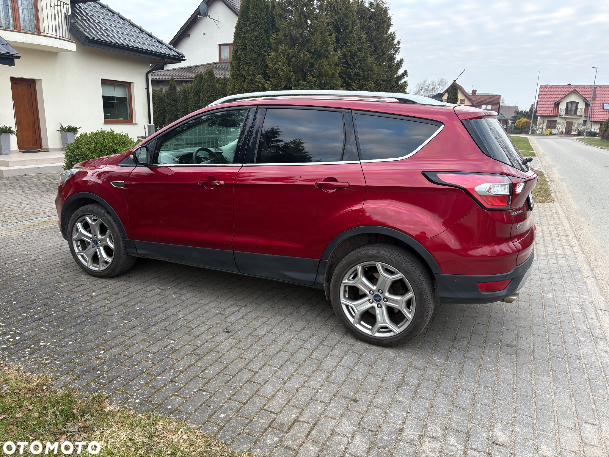 Ford Escape - 10