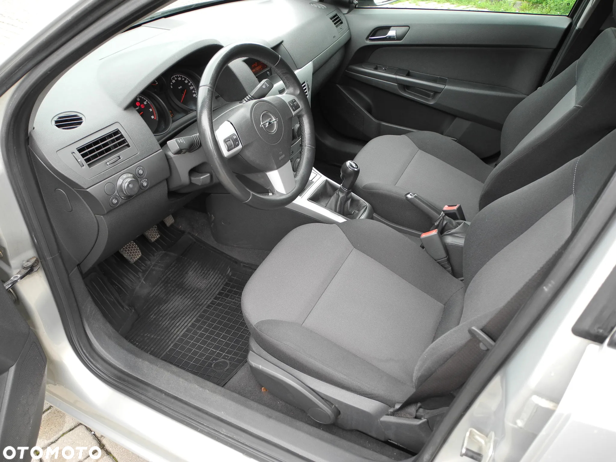 Opel Astra - 10