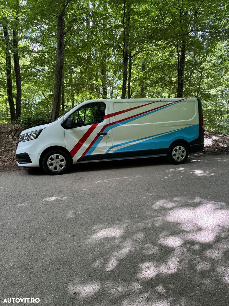 Renault Trafic - 16