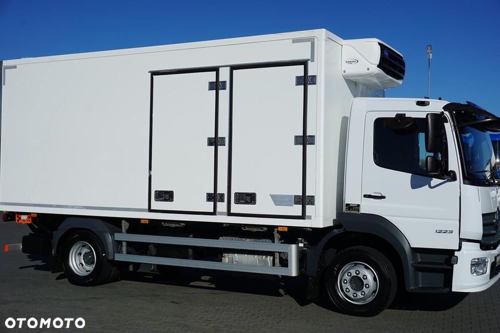 Mercedes-Benz ATEGO / 1223 / ACC / EURO 6 / CHŁODNIA + WINDA / MULTITEMPERATURA - 16