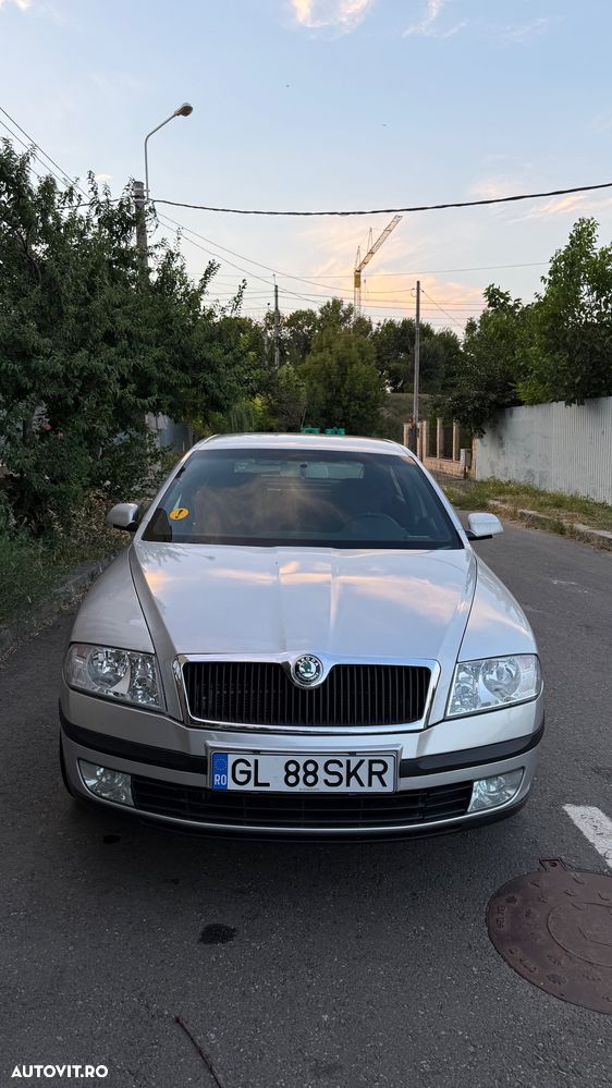 Skoda Octavia 1.6 MPI Ambiente - 6