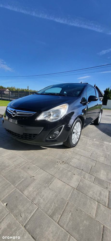 Opel Corsa 1.2 16V Cosmo - 9
