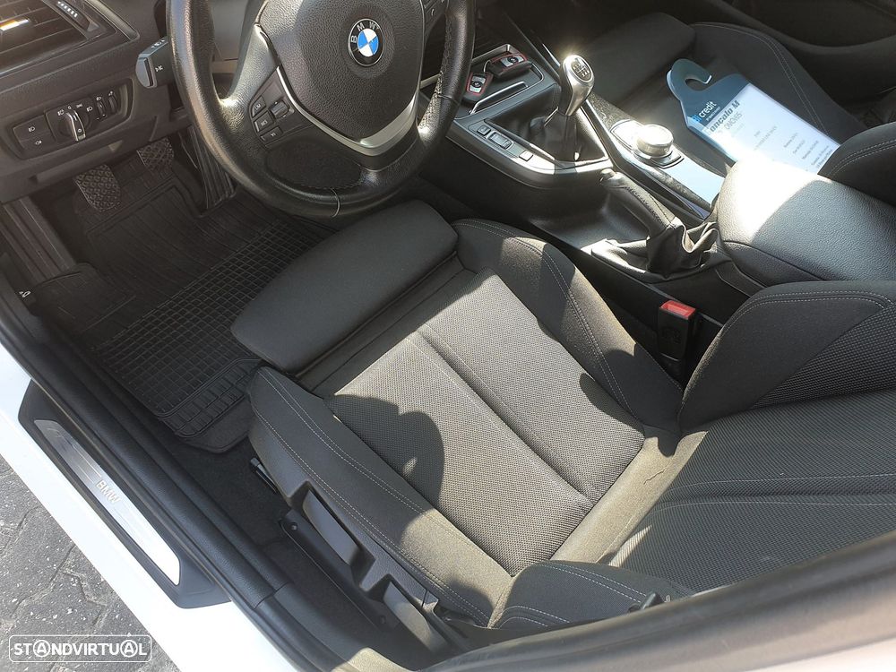 BMW 116 d EfficientDynamics Edition Sport Line - 10