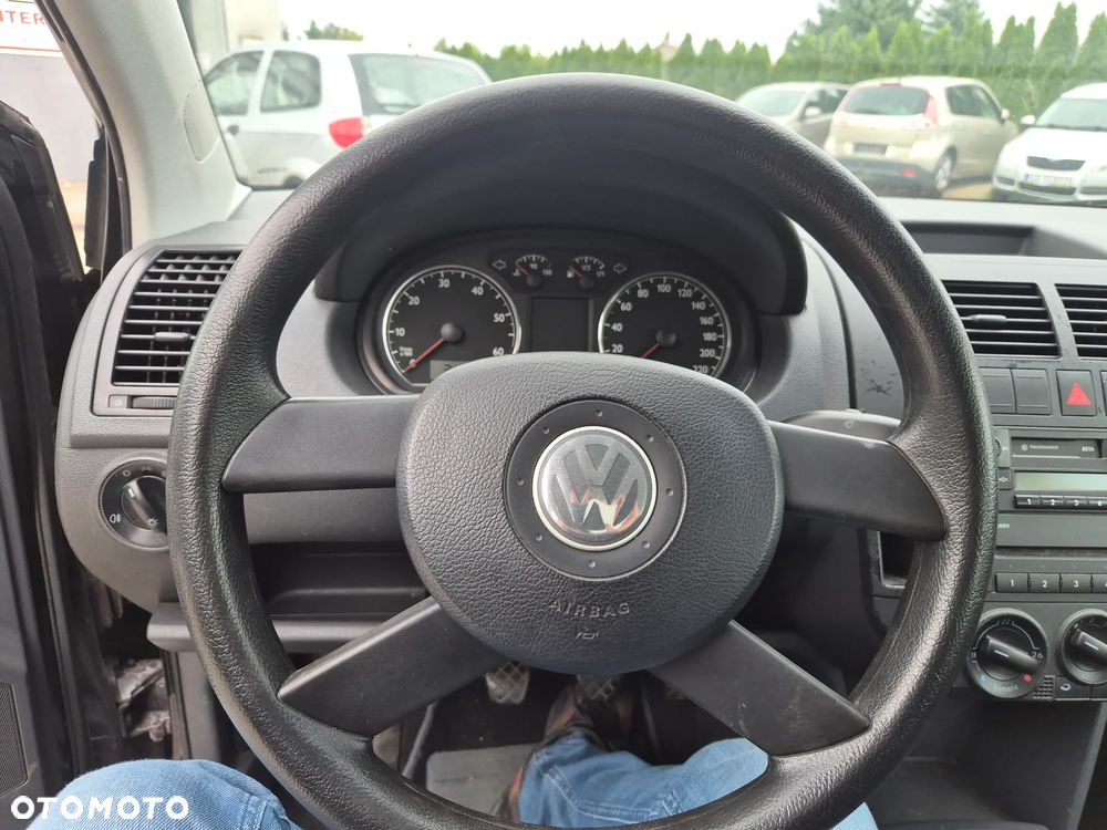 Volkswagen Polo 1.2 Cricket - 12