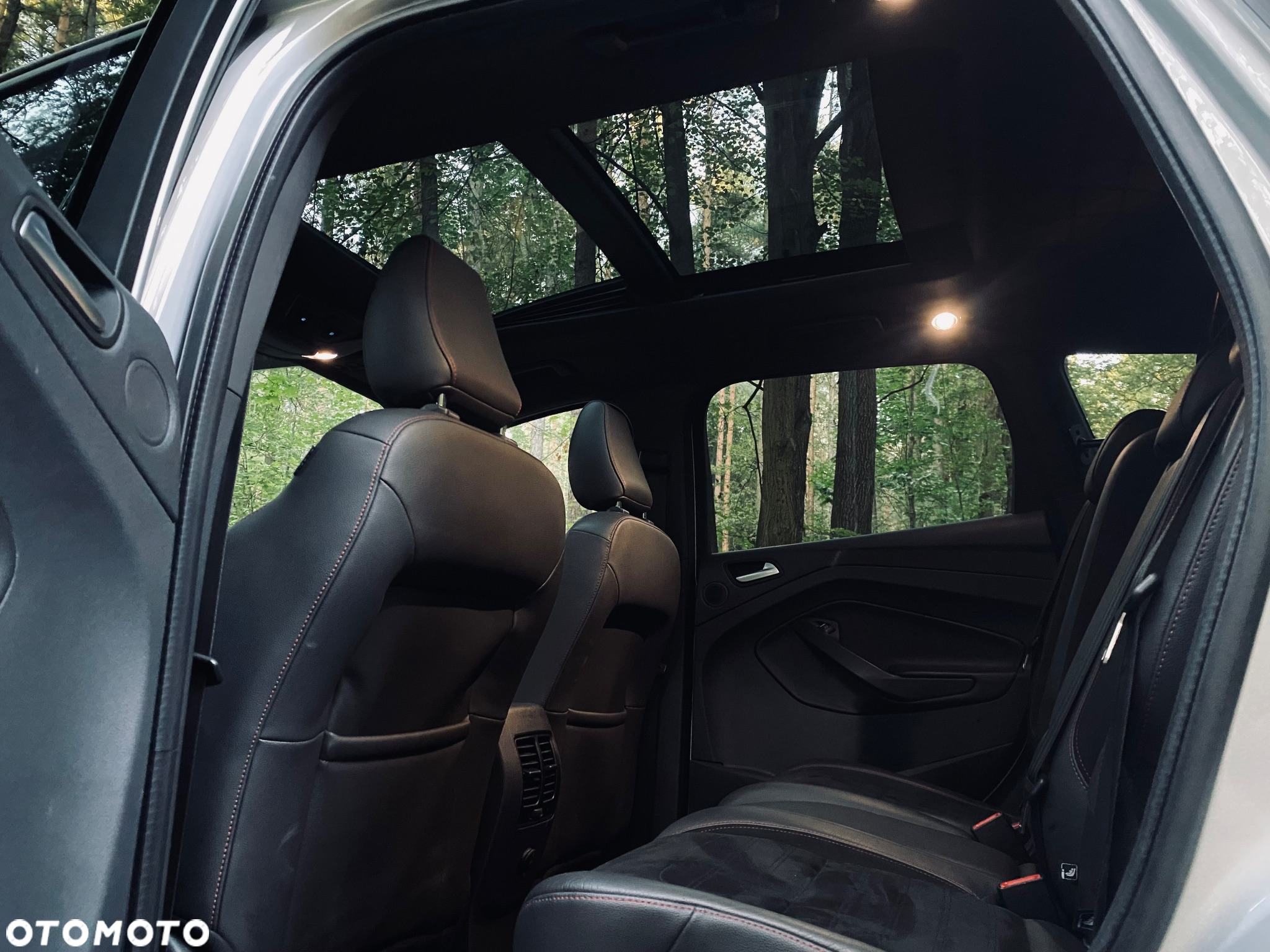 Ford Kuga 2.0 TDCi 4x4 ST-Line - 26
