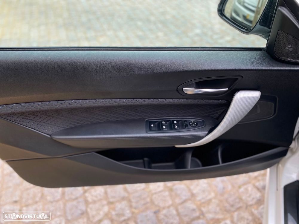 BMW 220 d Cabrio Pack M Auto - 19