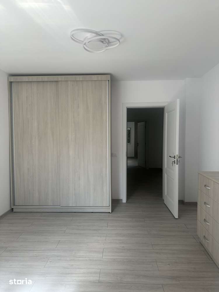 Campina - casa renovată - 1100 Euro/Luna - Imagine principală: 2/11