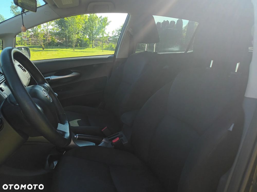Toyota Auris 1.33 VVT-i Life - 18