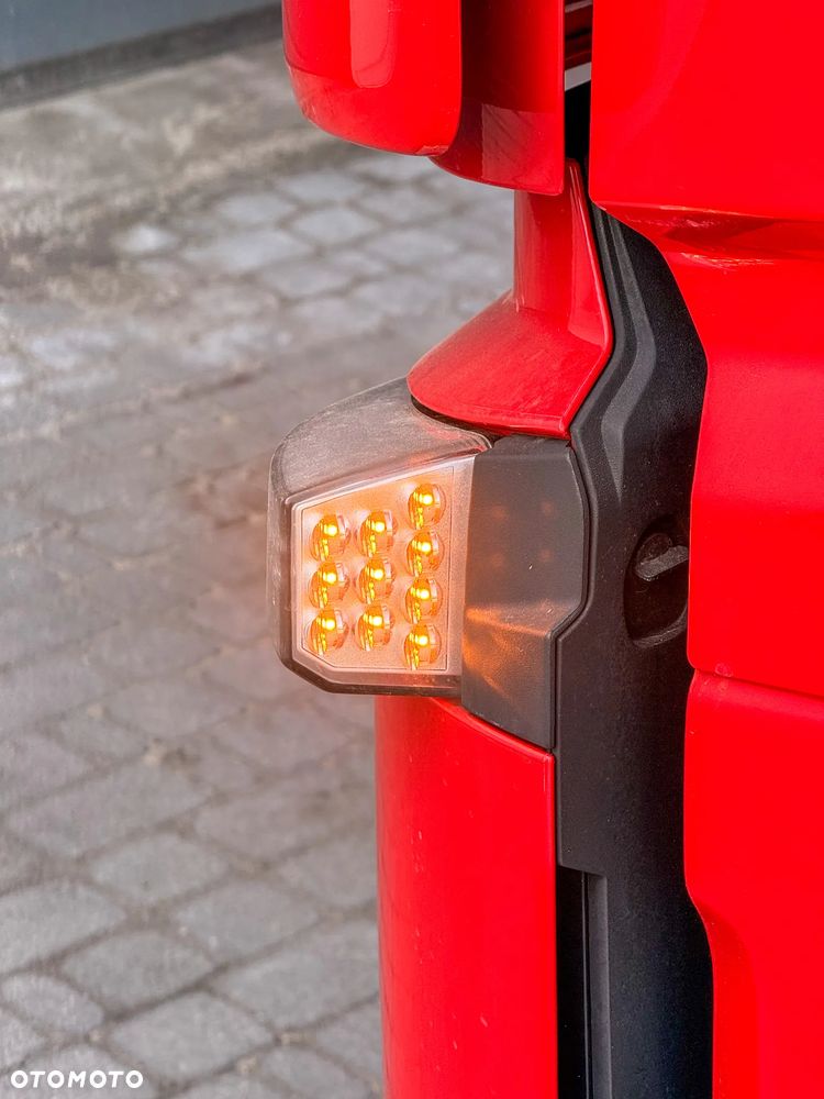 Volvo FH 460 / STANDARD / XXL / i SAVE / EURO 6/ GLOBETROTTER/ / AUTOMAT/SERVIS /2019/ KAMERA/ SKÓRY/ XENON /PERFEKCYJNY STAN / ZABUDOWY  MIĘDZYOSIOWE/ - 38