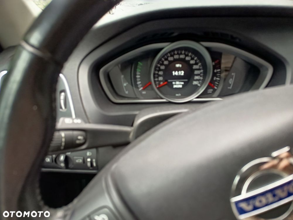 Volvo V40 D2 Base - 8