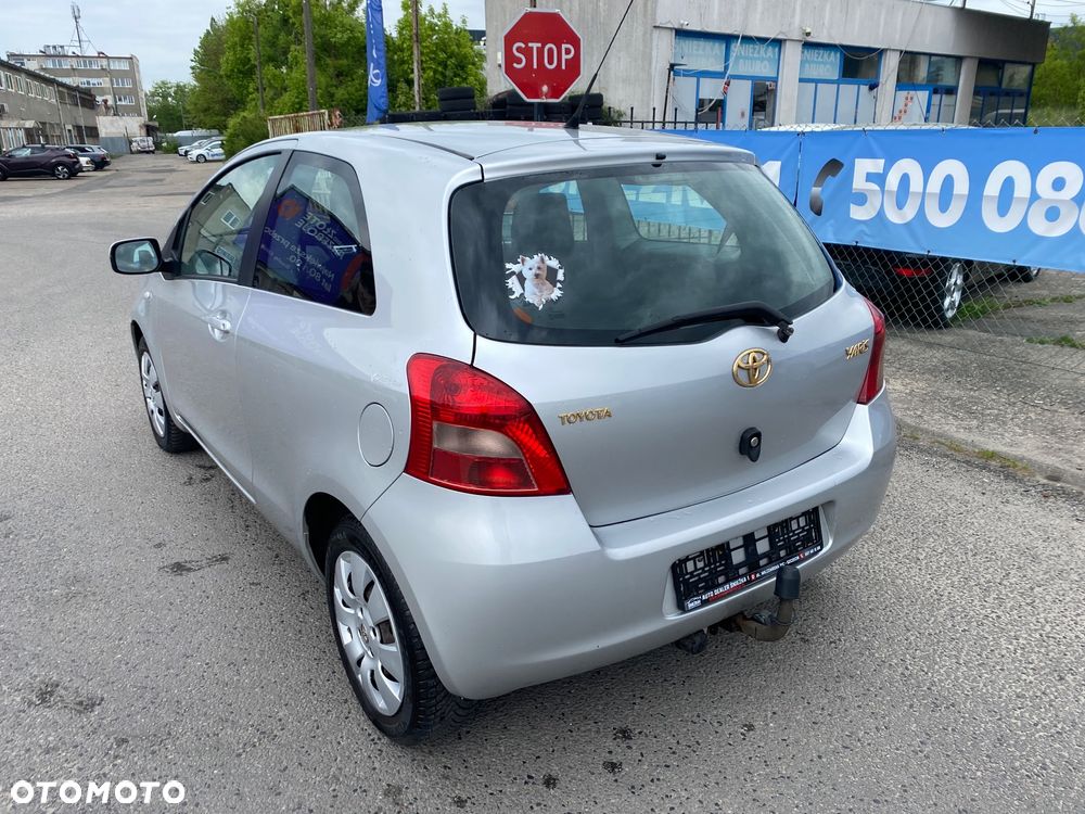 Toyota Yaris - 19