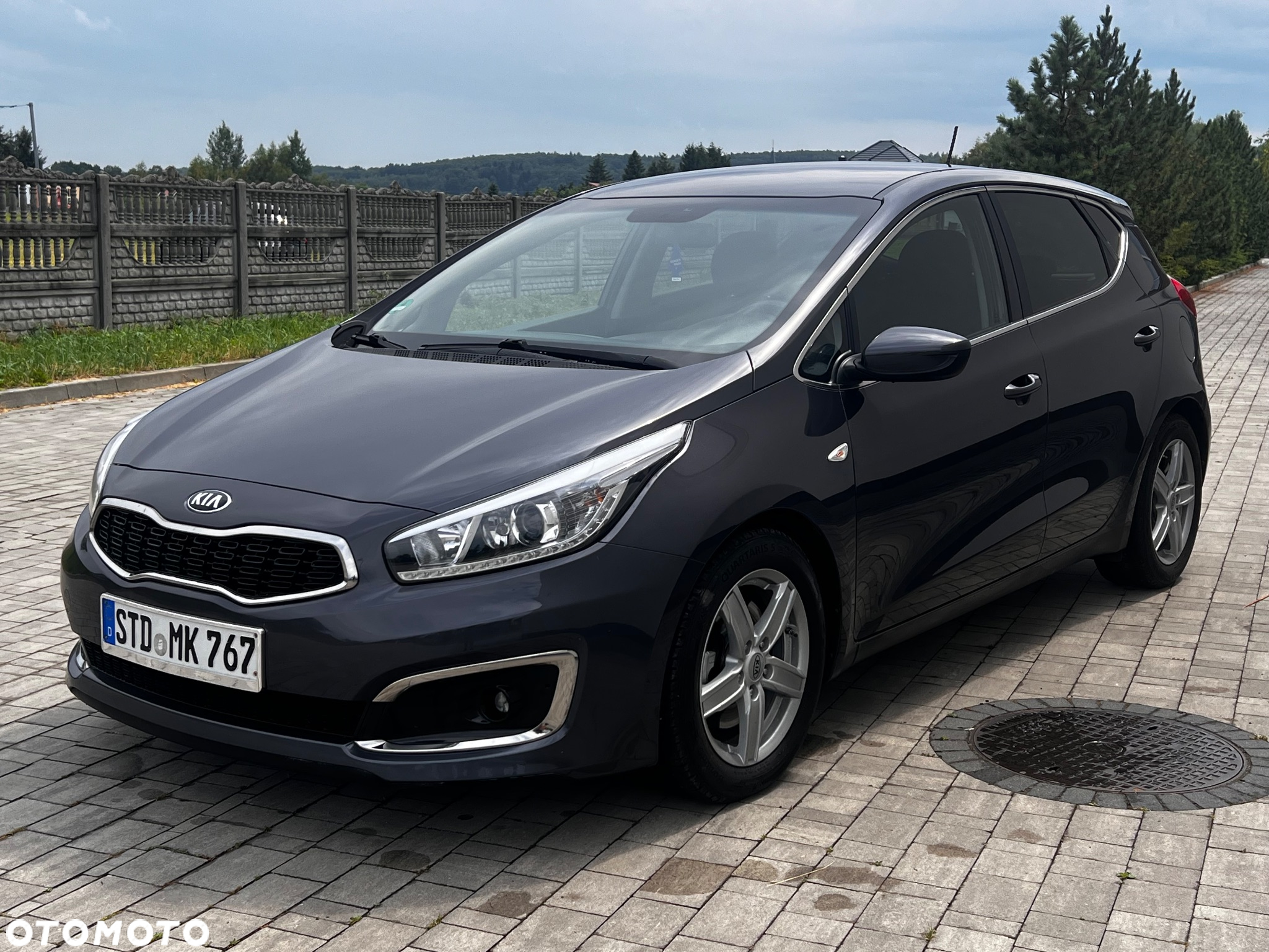 Kia Ceed 1.6 GDI Dream-Team Edition - 2