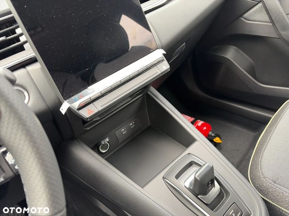Mitsubishi Grandis 1.3T mHEV Intense Style Cold DCT - 14