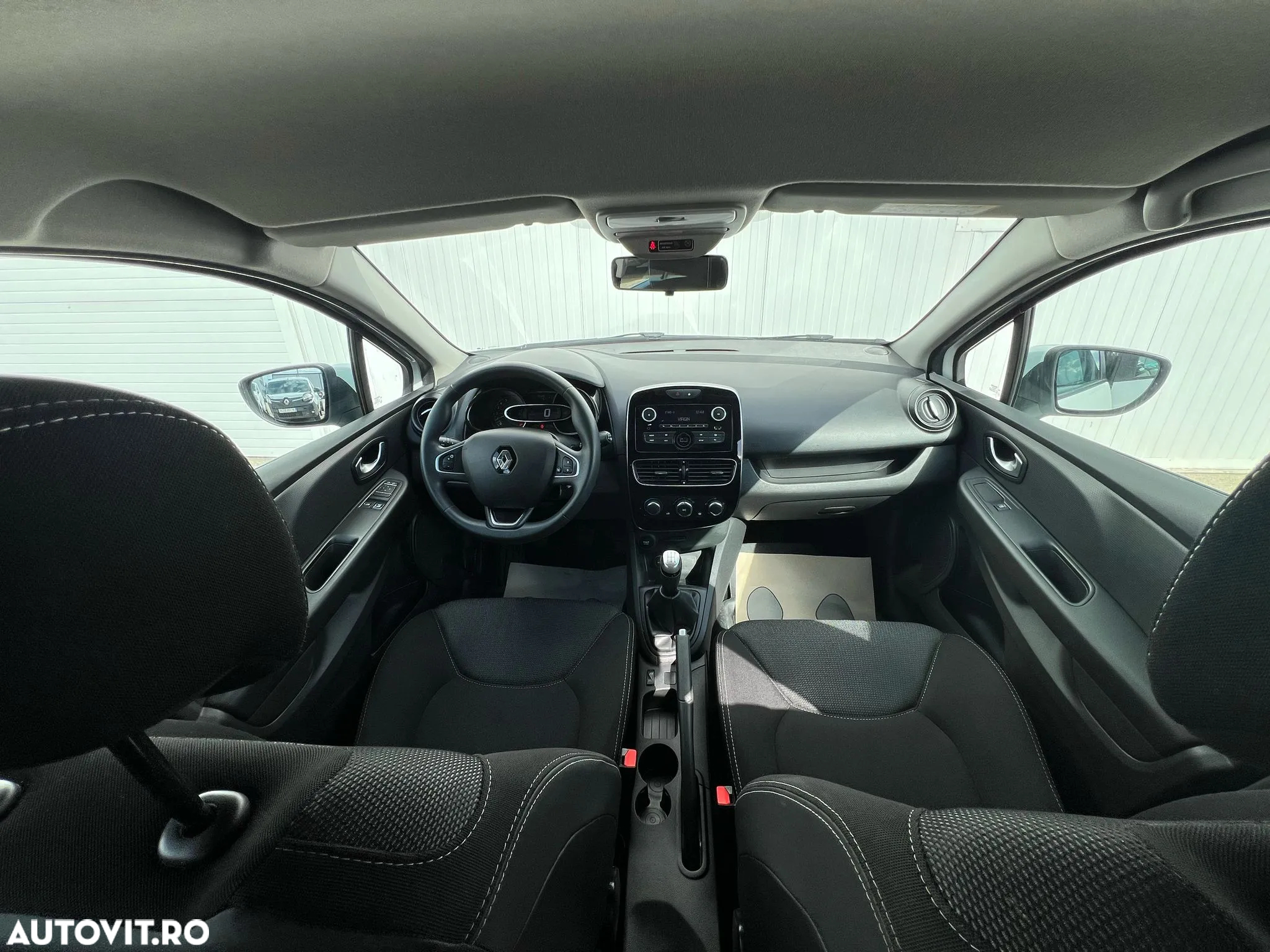 Renault Clio Estate TCe Life Evo - 3