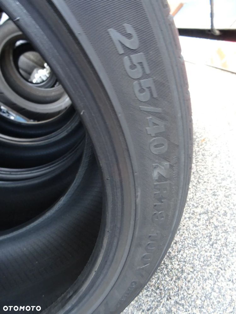 255/40/ZR19 100Y Kumho Ecsta PS71 - 12