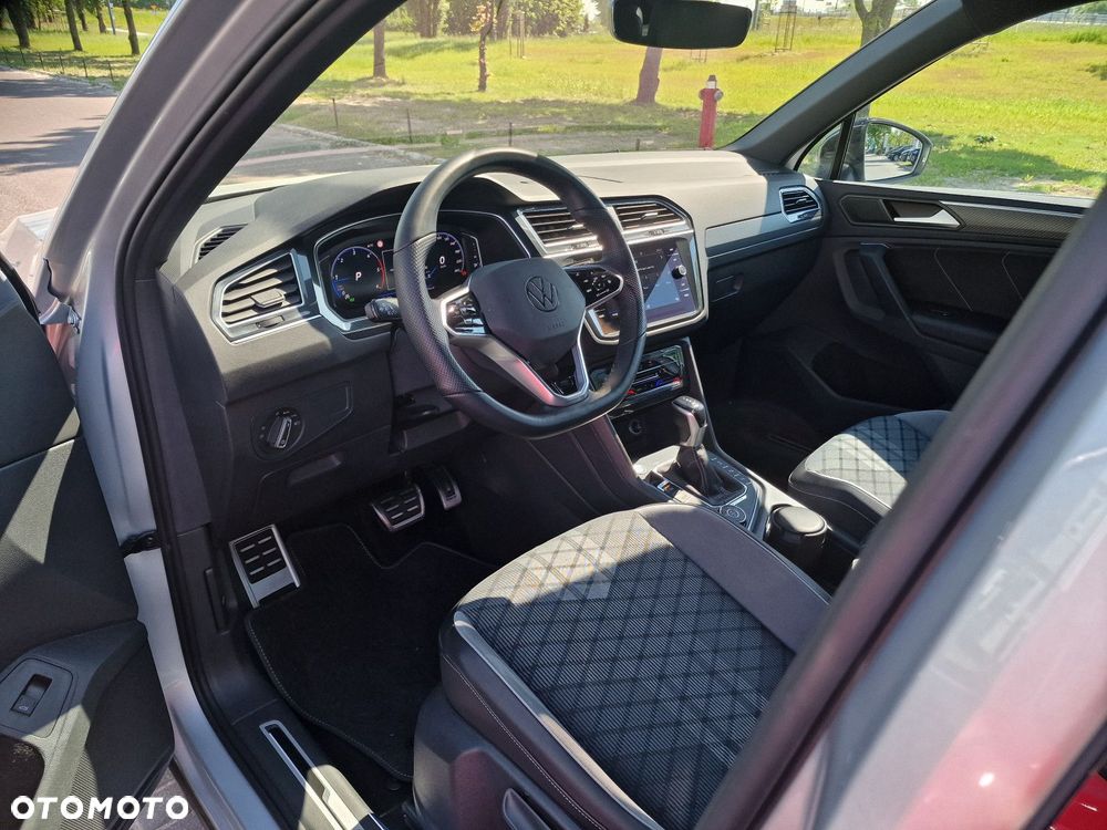Volkswagen Tiguan 2.0 TDI SCR 4Mot R-Line DSG - 12