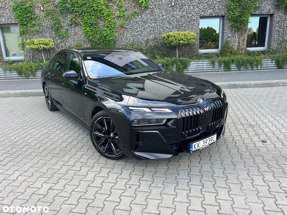 BMW Seria 7 - 1