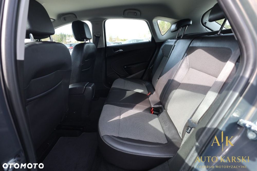 Opel Astra - 24