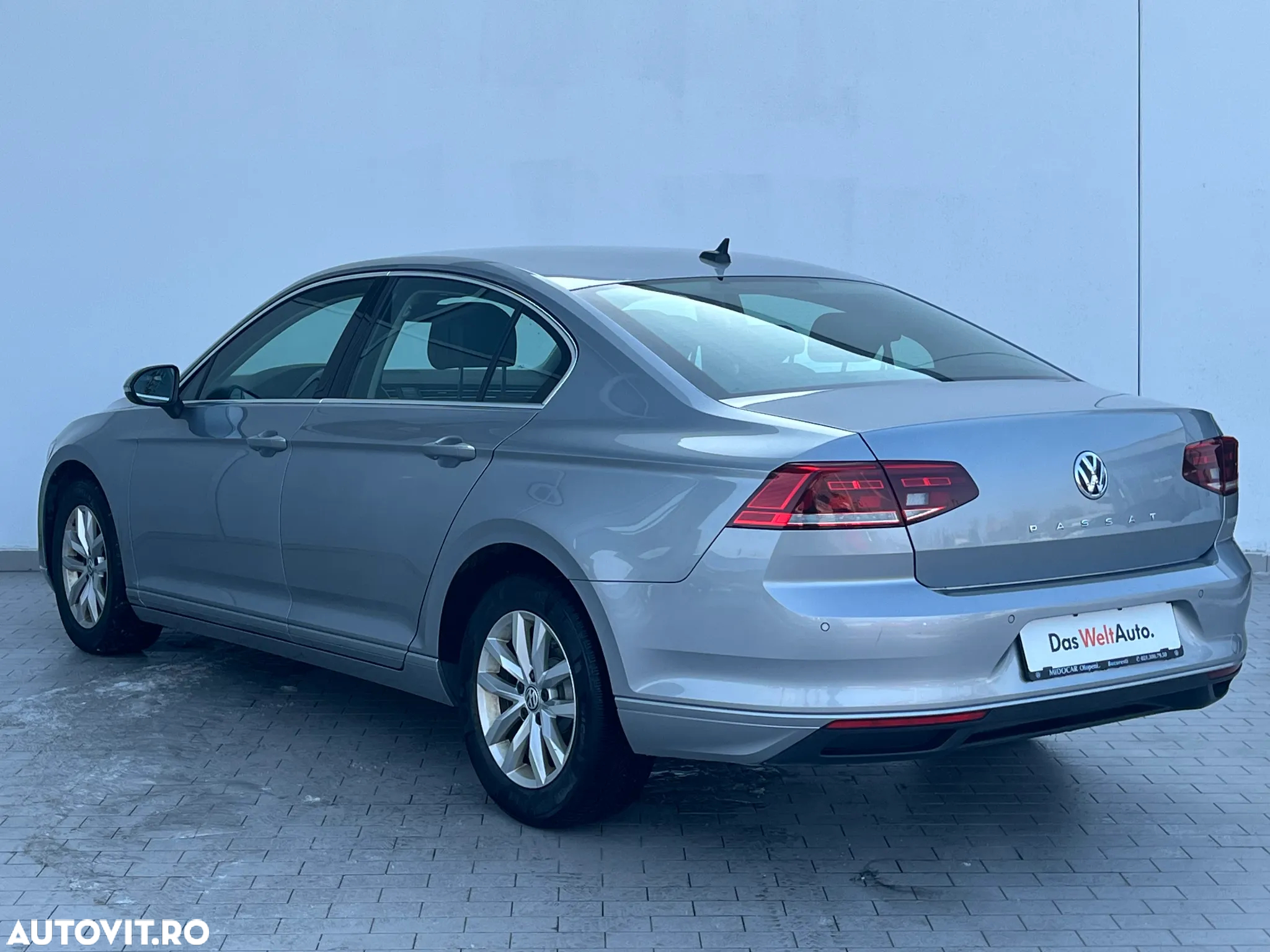 Volkswagen Passat 2.0 TDI DSG Comfortline - 5