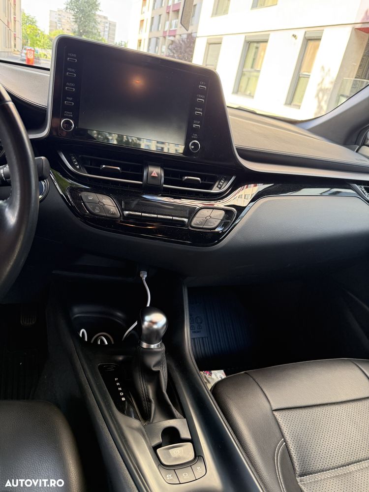 Toyota C-HR - 5