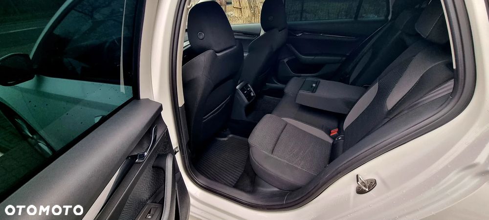 Skoda Octavia 2.0 TDI Style DSG - 19