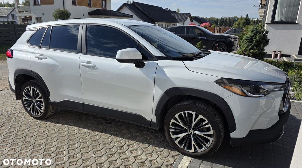 Toyota Corolla Cross - 2