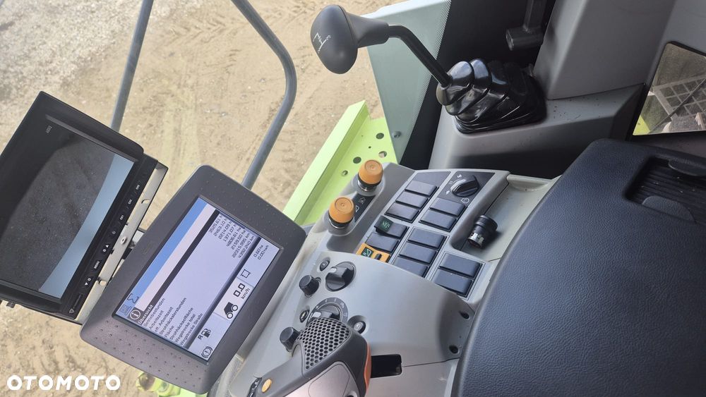 Claas Tucano 340 - 13