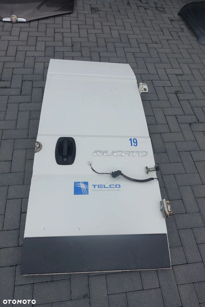 DRZWI PRAWY TYŁ  DUCATO 06r.-  190cm